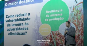 Professor Maurício Cherubin falando da evolução verde resiliência dos sistemas produtivos